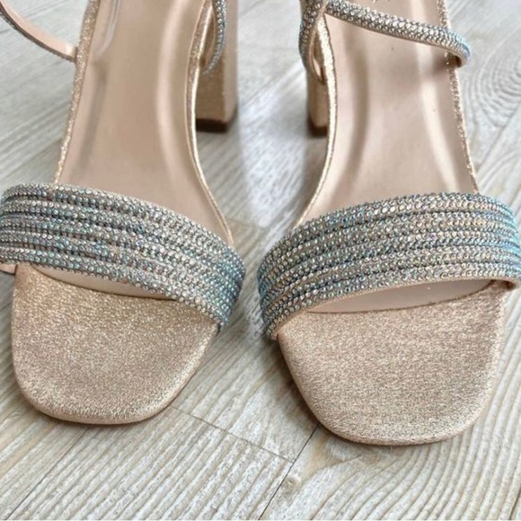 Paradox London -Mackenzie herls - Picture 5 of 9